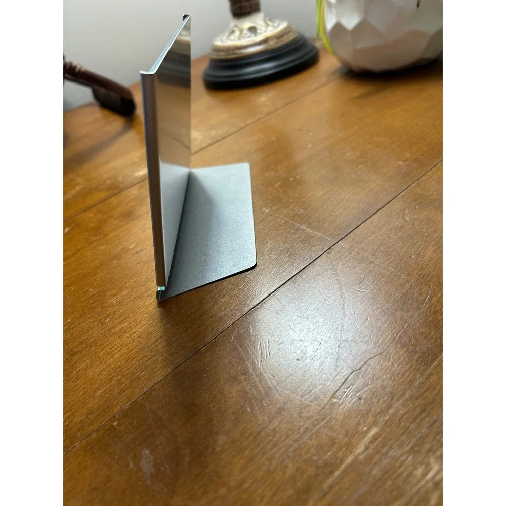 Modern Minimalist Silver Metal L-Stand Picture Frame with Glass 4x6 Tabletop